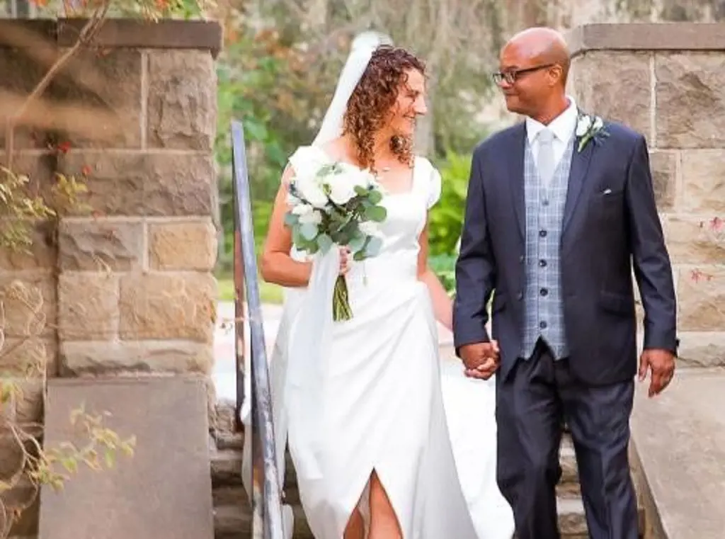 Bettijo B Hirschi is married again like Todd Bridge, Both were previously married, and first met in March and after six months they tied the knot