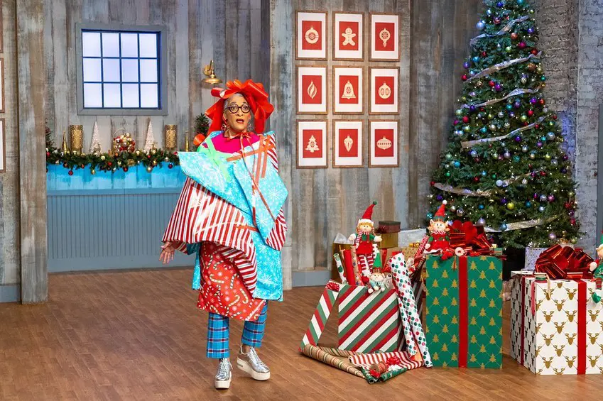 Hall shows the baking magic in Holiday Baking Championship starts with a Thanksgiving episode followed by Gingerbread Showdown 
