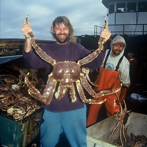 The picture portrays the legendry fisherman Captain Philip Harris who passed away during the shoot of the Deadliest Catch