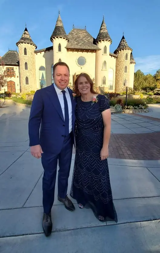 The pair in the Mt Timpanogos Temple for their daughter's wedding in October 2020; the newlyweds had their reception at #wadleyfarms