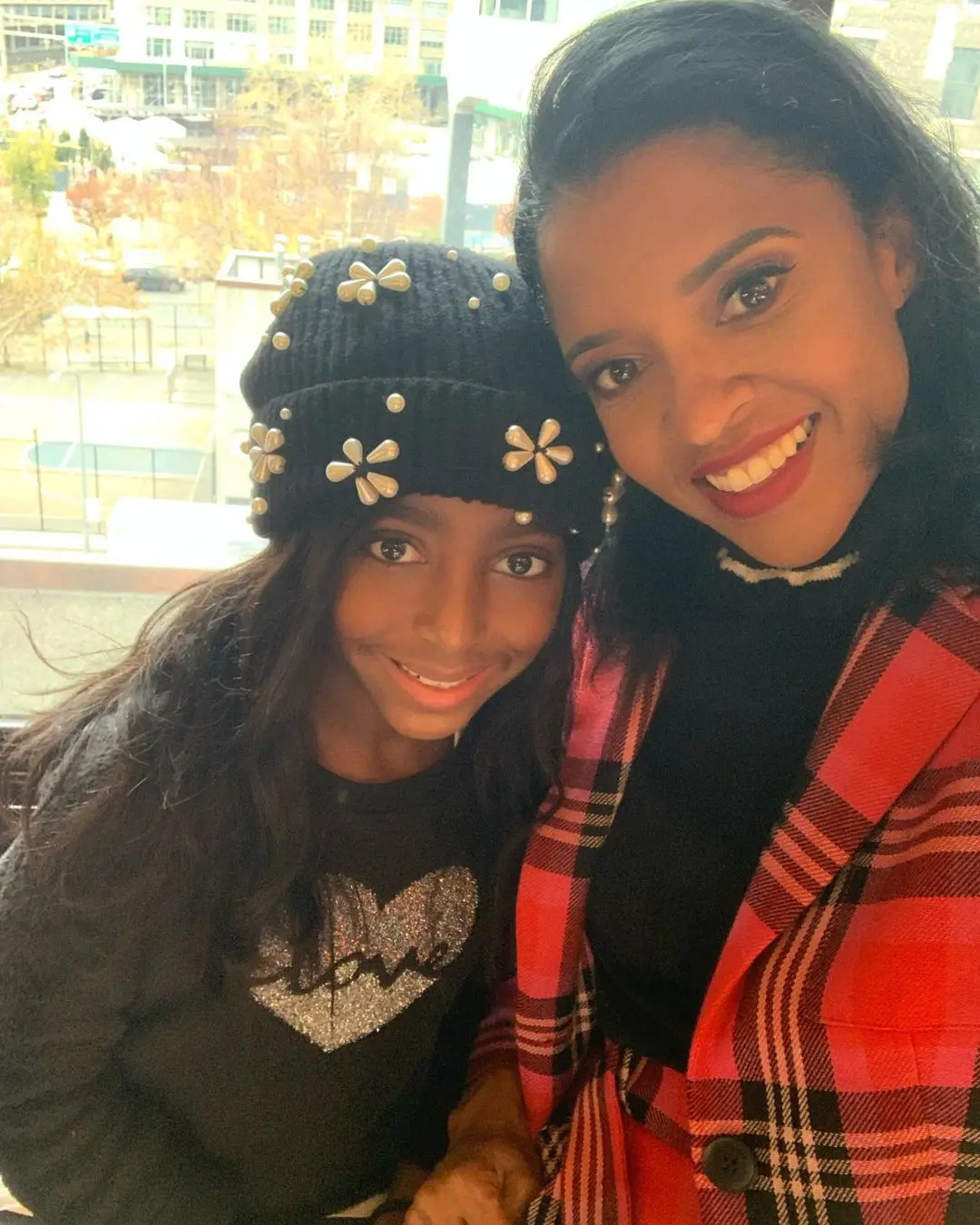 The Broadway actress shared a picture with her daughter spending time together on New York, Manhattan
