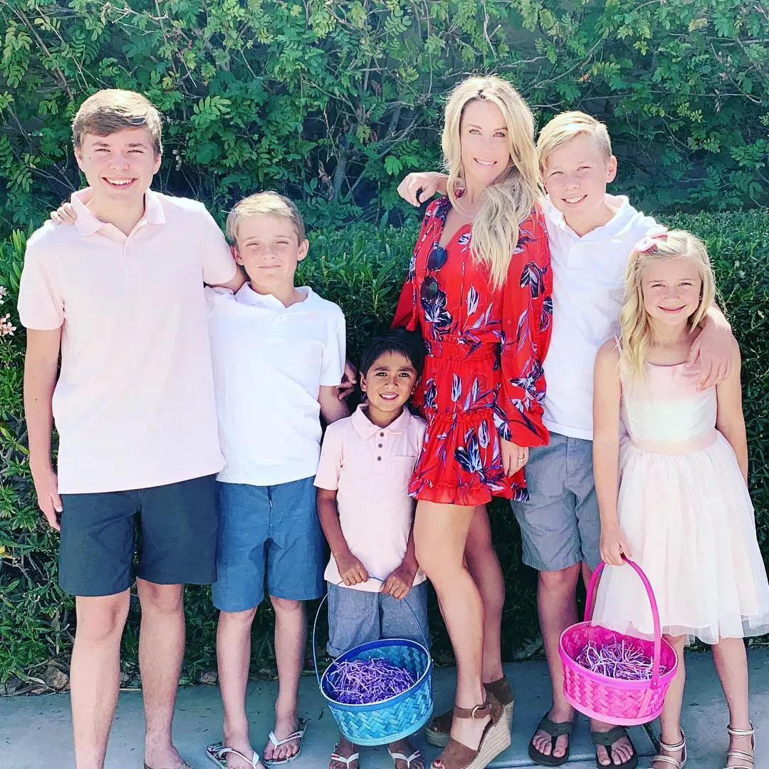 Jennifer with her five children enjoying Easter at Palm Desert, California
