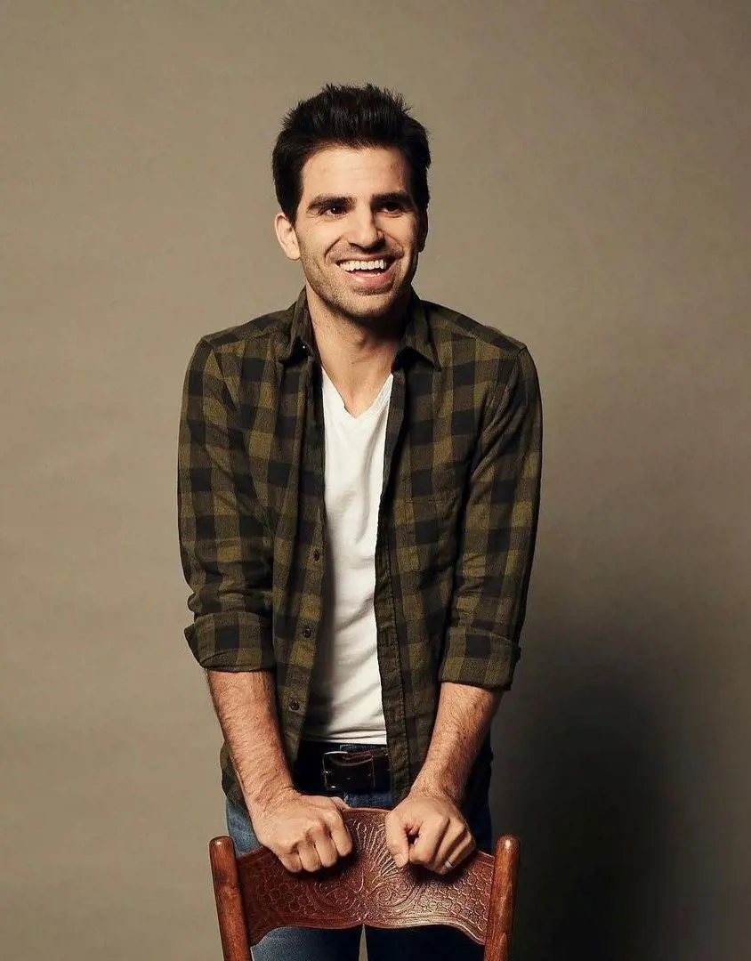 America's Got Talent (AGT) Season 18 contestant Mitch Rossell is a singer and songwriter from the East Tennessee