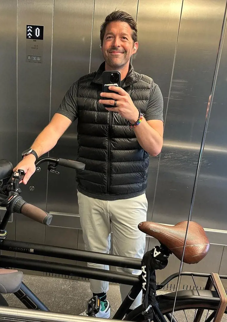 The TV personality Blair enjoying a bicycle lift in Utrecht, Netherlands on October 5, 2022